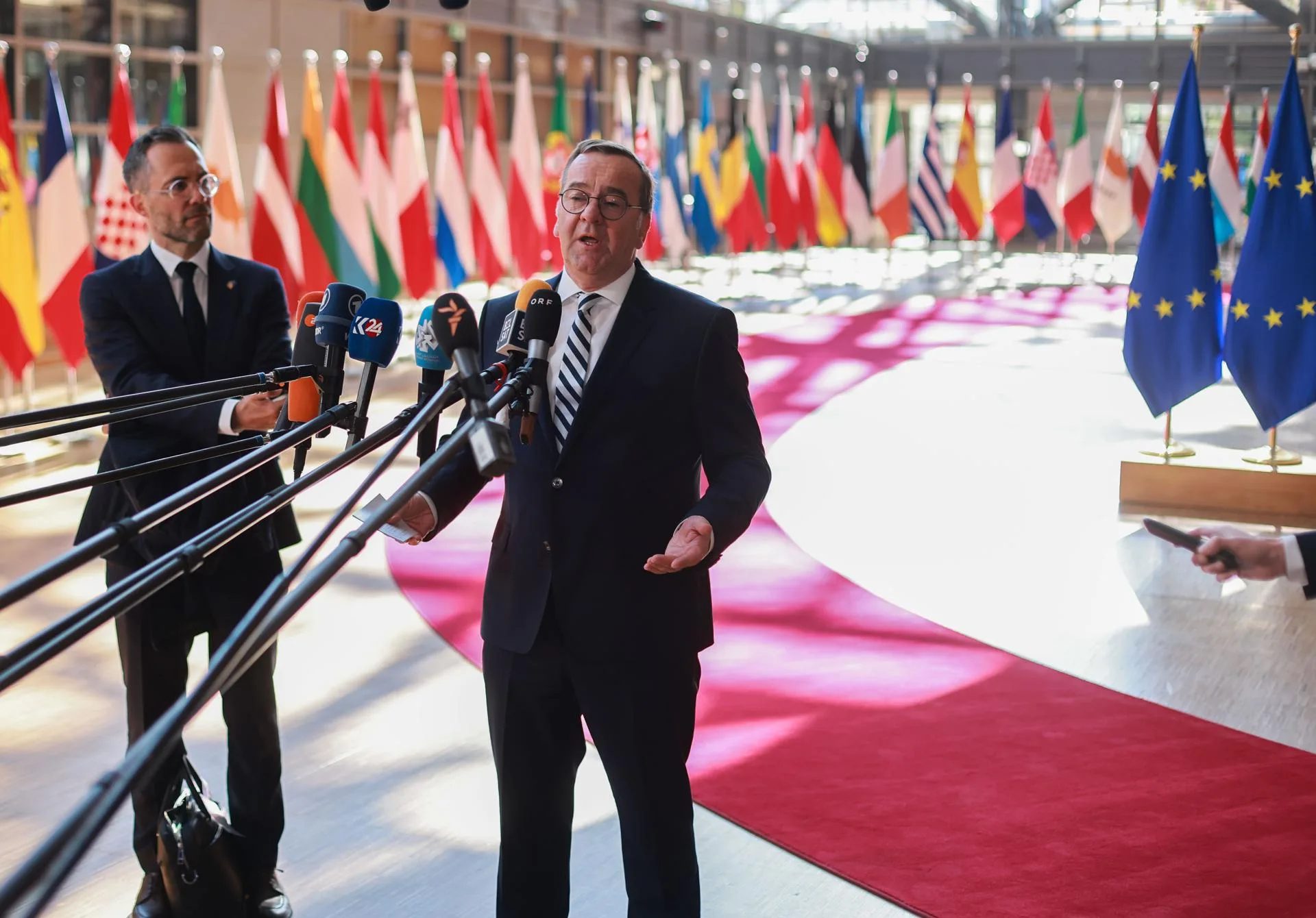 EU Lifts Sanctions on Syria in Historic Shift Toward Economic Reengagement