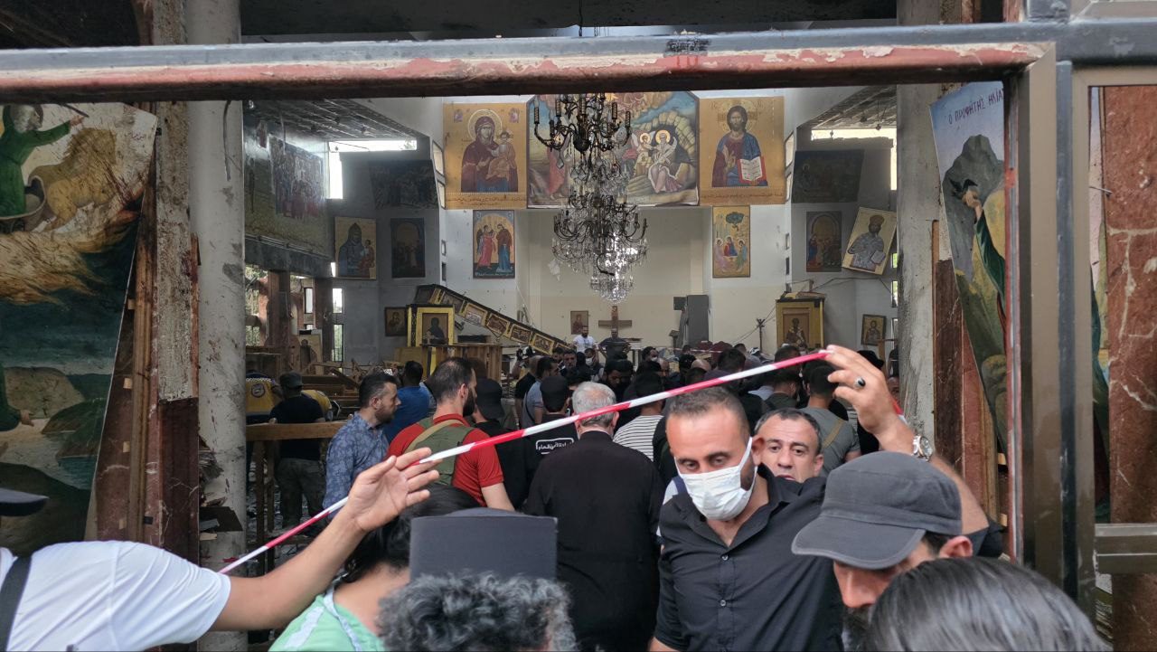 ISIS Suicide Bombing Kills 25 Civilians in Attack on Damascus Church