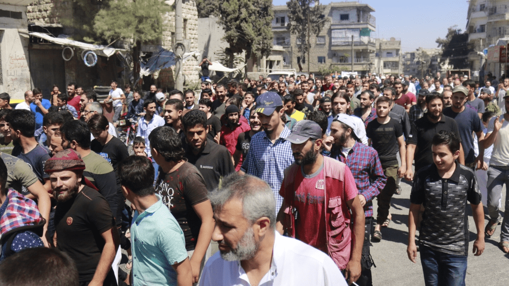 Assad Regime Unable to find Solution to Low Salaries