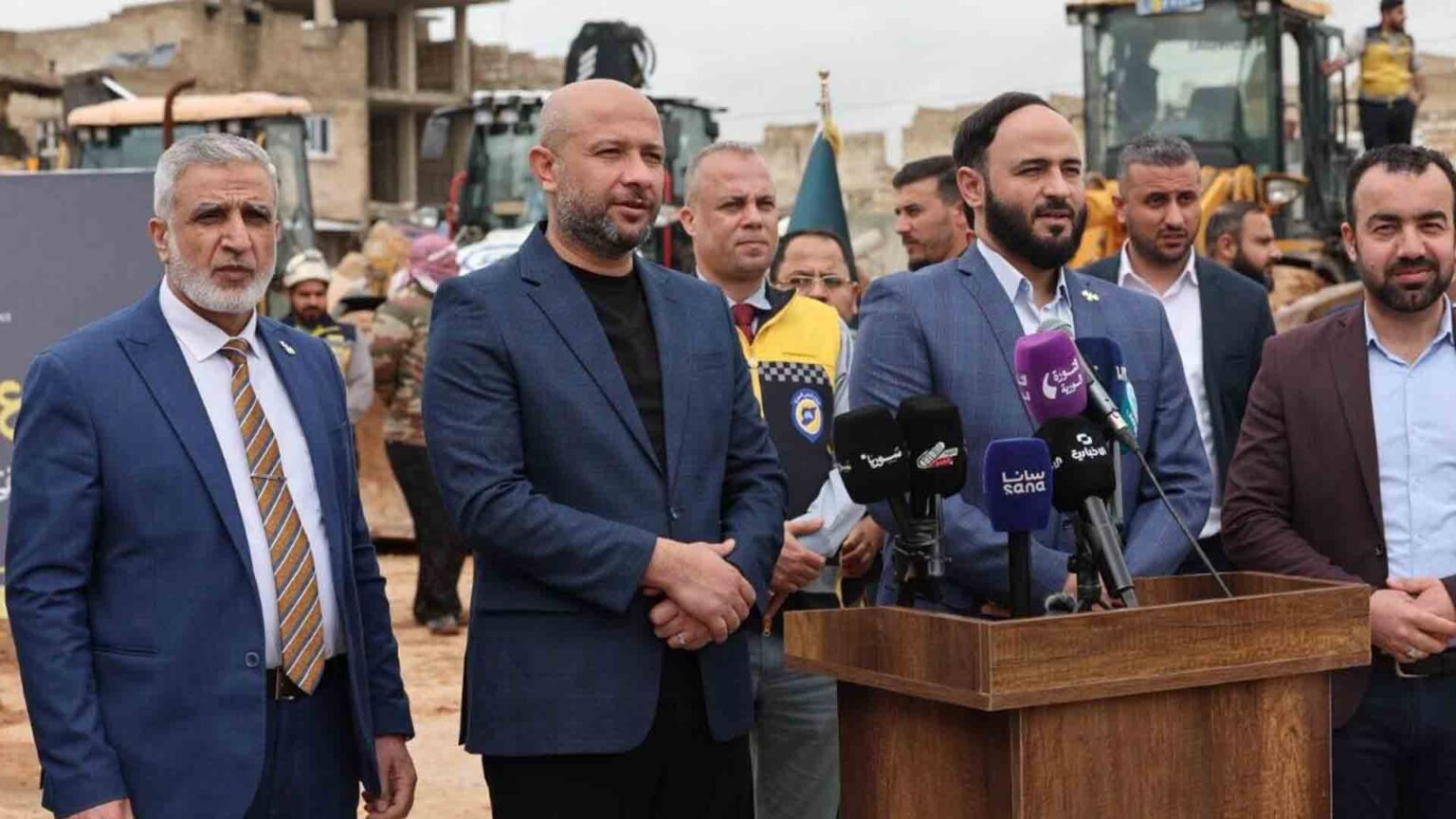 Aleppo Launches Large-Scale Rubble Removal Effort