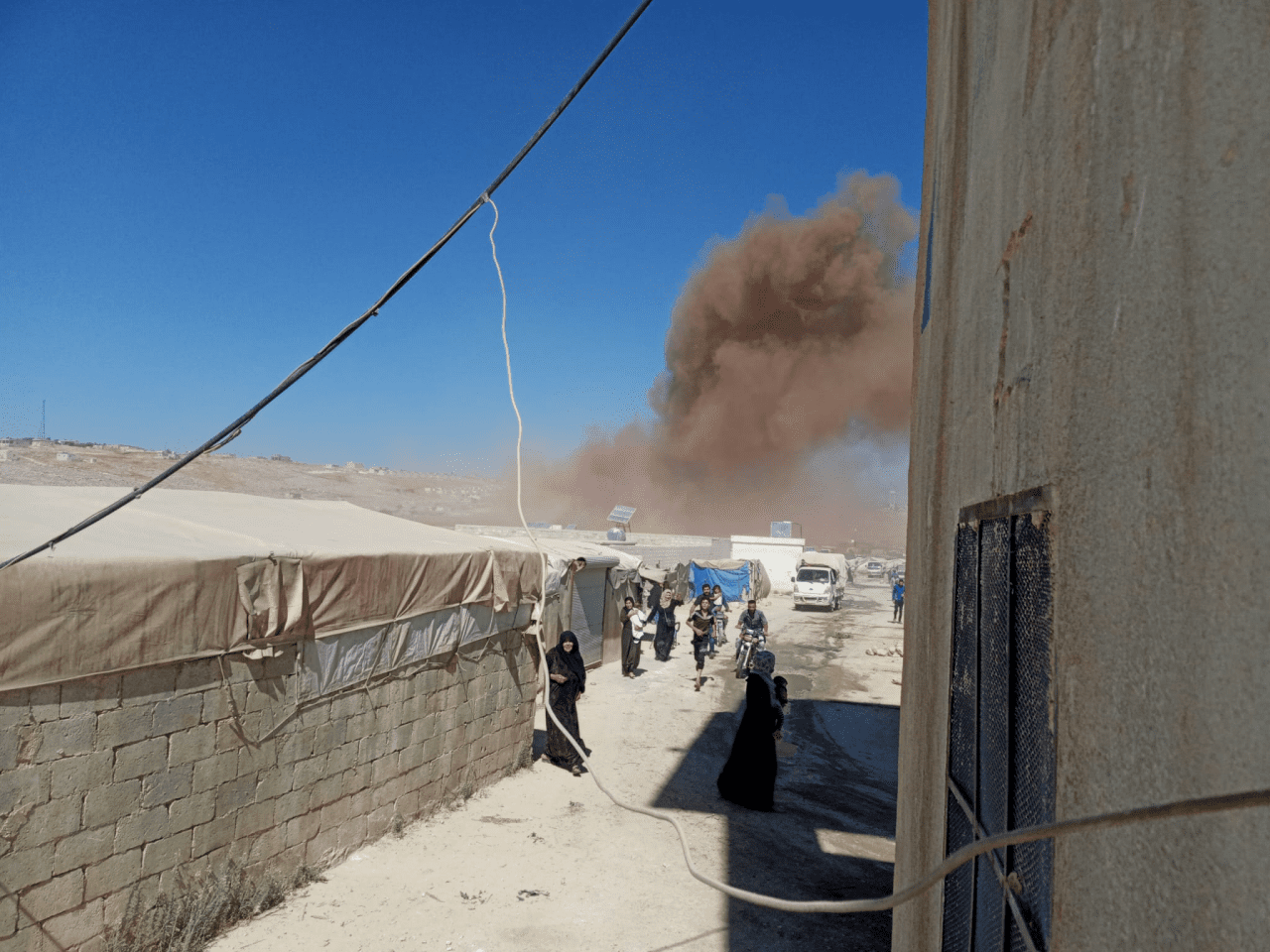 Russian Air Raids Strike Crowded Camps near Turkish Borders