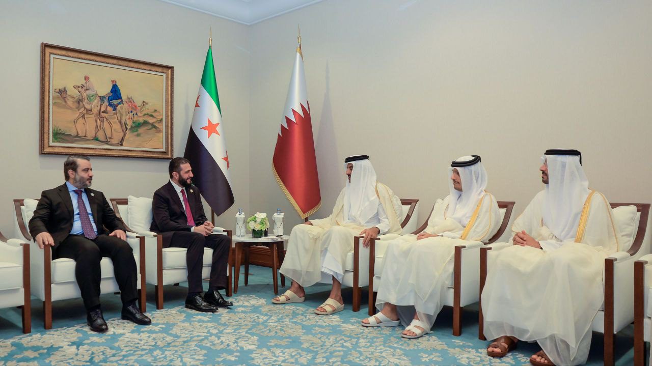 Syrian Officials Hold Talks on Sidelines at Doha Summit