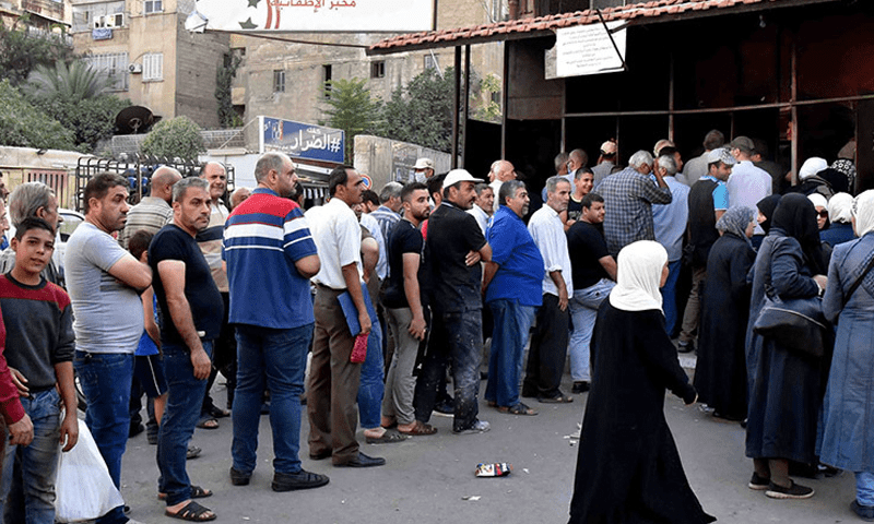 Damascus Youth Stabbed while Waiting for Bread