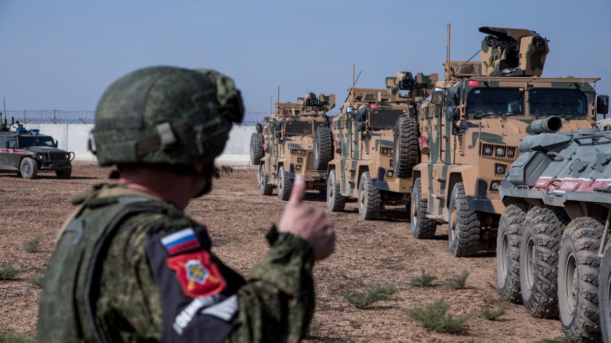 Russian-Turkish Patrols Resume While Moscow Pushes Turkish-Assad Normalization