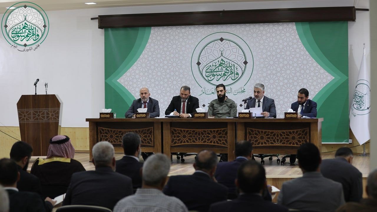 The leadership of Idlib tackling recent education issue