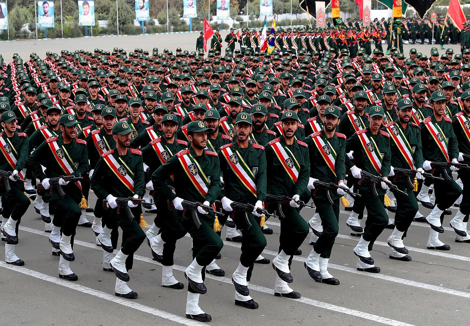IRGC Deploys Reinforcements to Albu Kamal