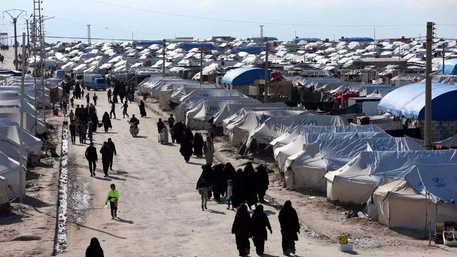 Iraq and UK Urge Repatriation of Detainees in Northern Syria