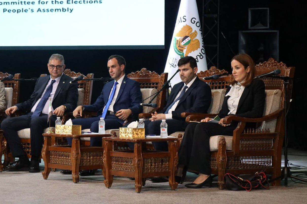 Committee Tours Provinces as Syrians Consider Democratic Revival
