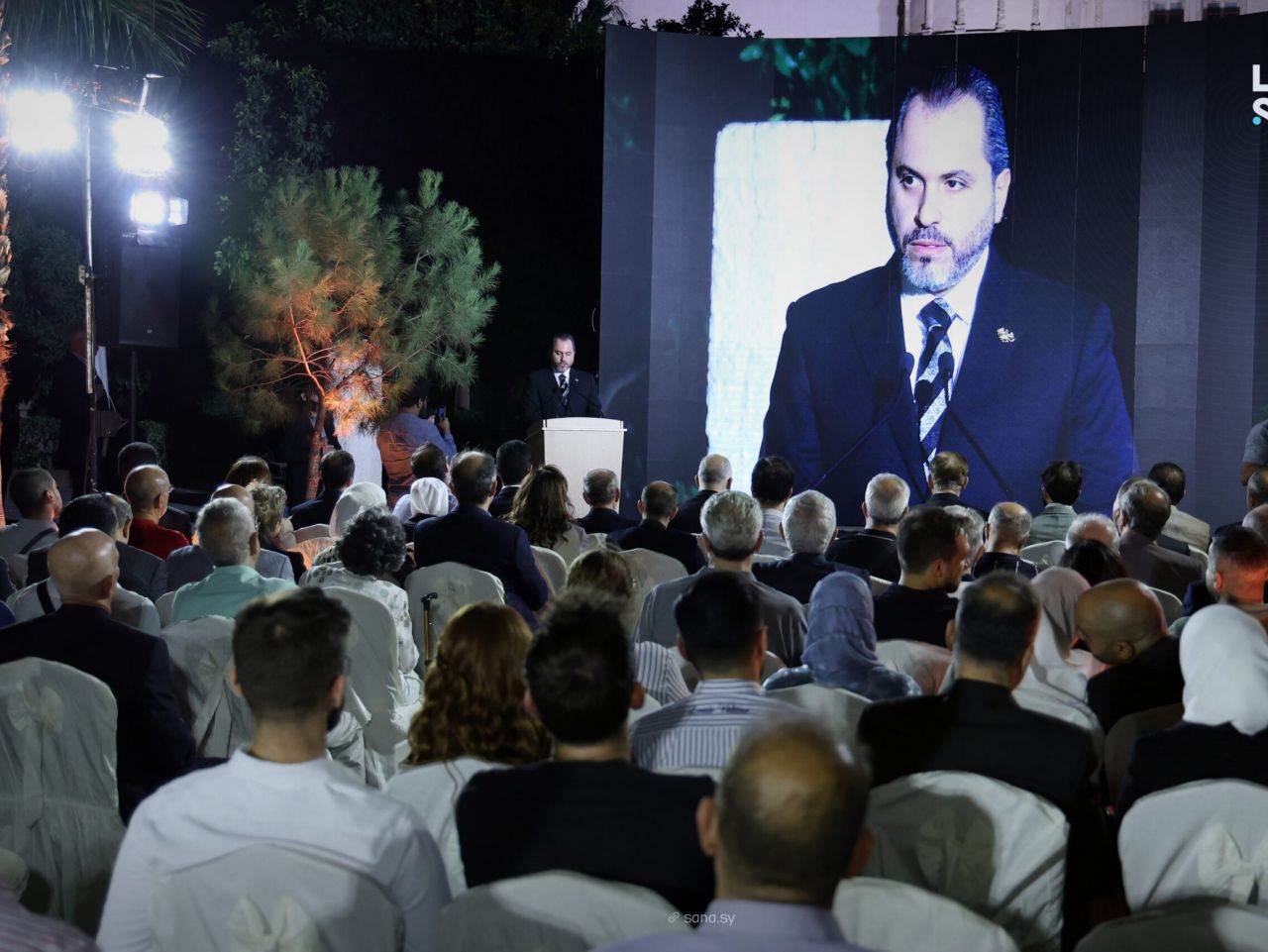 Tourism Ministry Publishes Damascus Archaeological Tours Guide