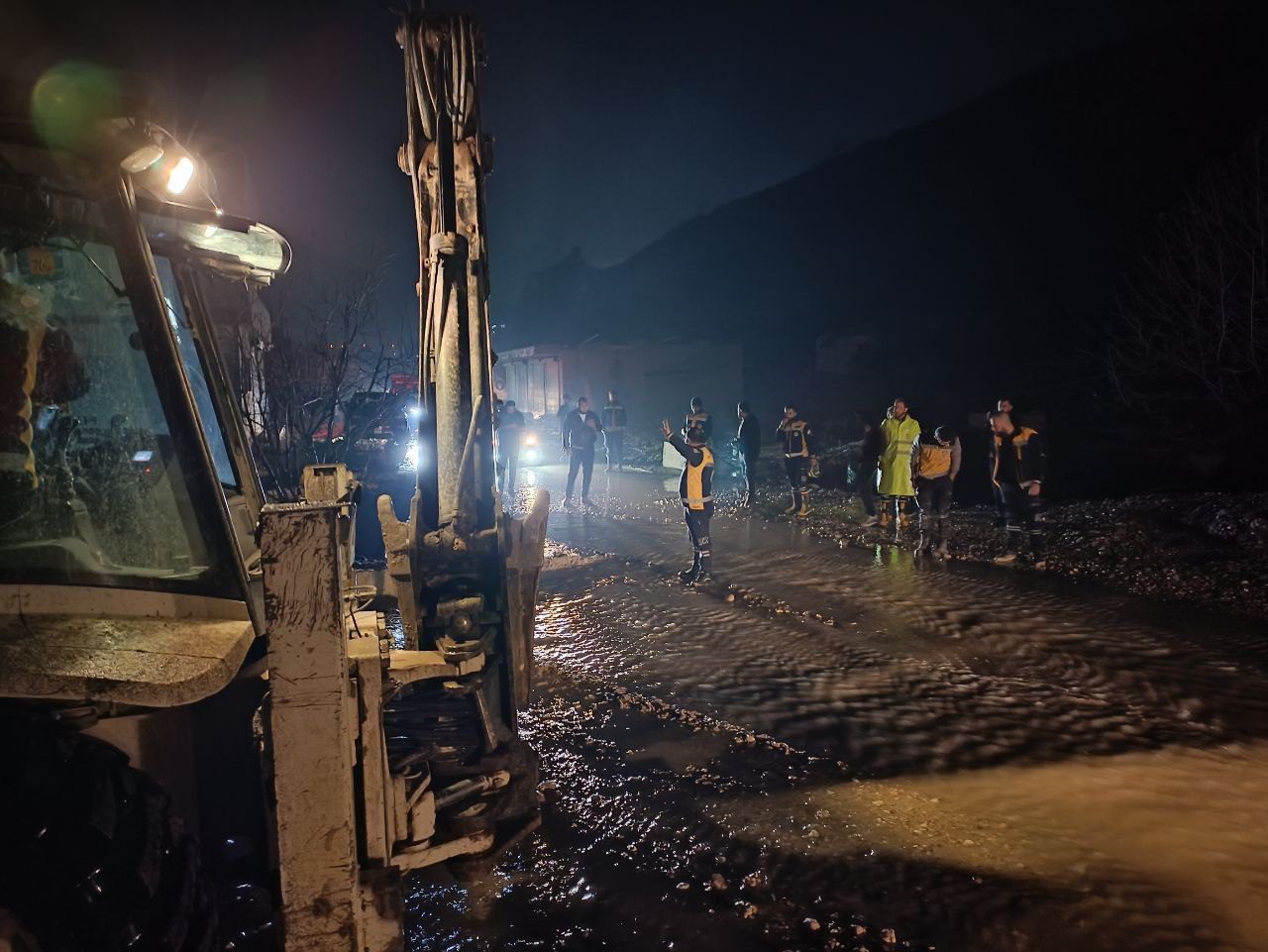 Emergency Meetings Address Flood Response and Long-Term Displacement Crisis