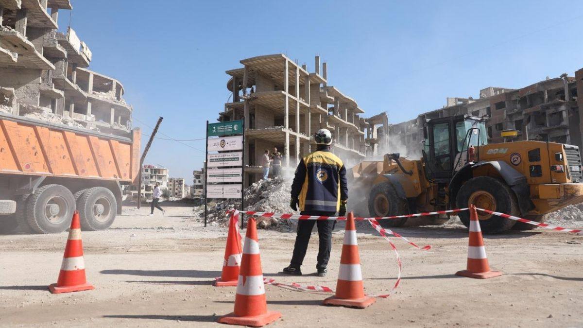 From Rubble to Resources: Recycling Stimulates Early Recovery