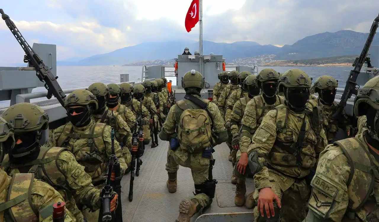 Turkey Prepares Operations in Syria as Assad Reinforces Positions